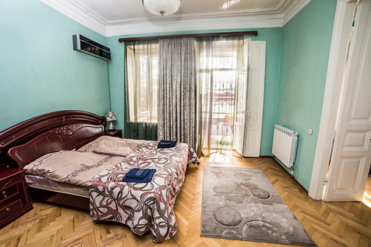 Gold District Apartment Tbilisi Exterior photo
