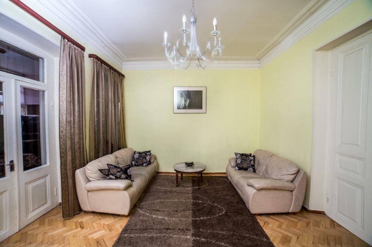 Gold District Apartment Tbilisi Exterior photo