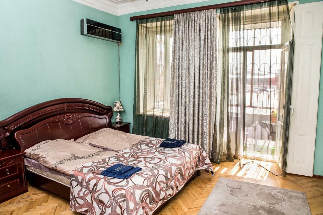 Gold District Apartment Tbilisi Exterior photo
