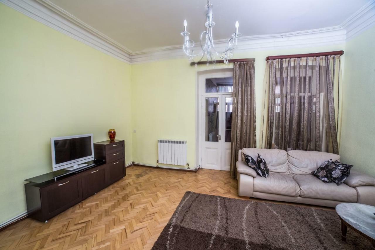 Gold District Apartment Tbilisi Exterior photo